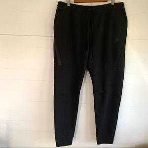 NWT Nike Slim Fit/Max Taper Regular Length Pants. Black Size XXL